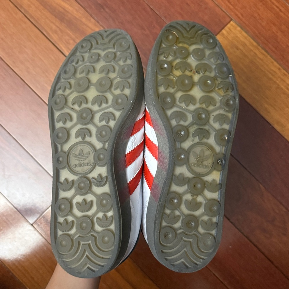 Adidas Hello Kitty 50th Anniversary Gazelle sneakers - Picture 5 of 7
